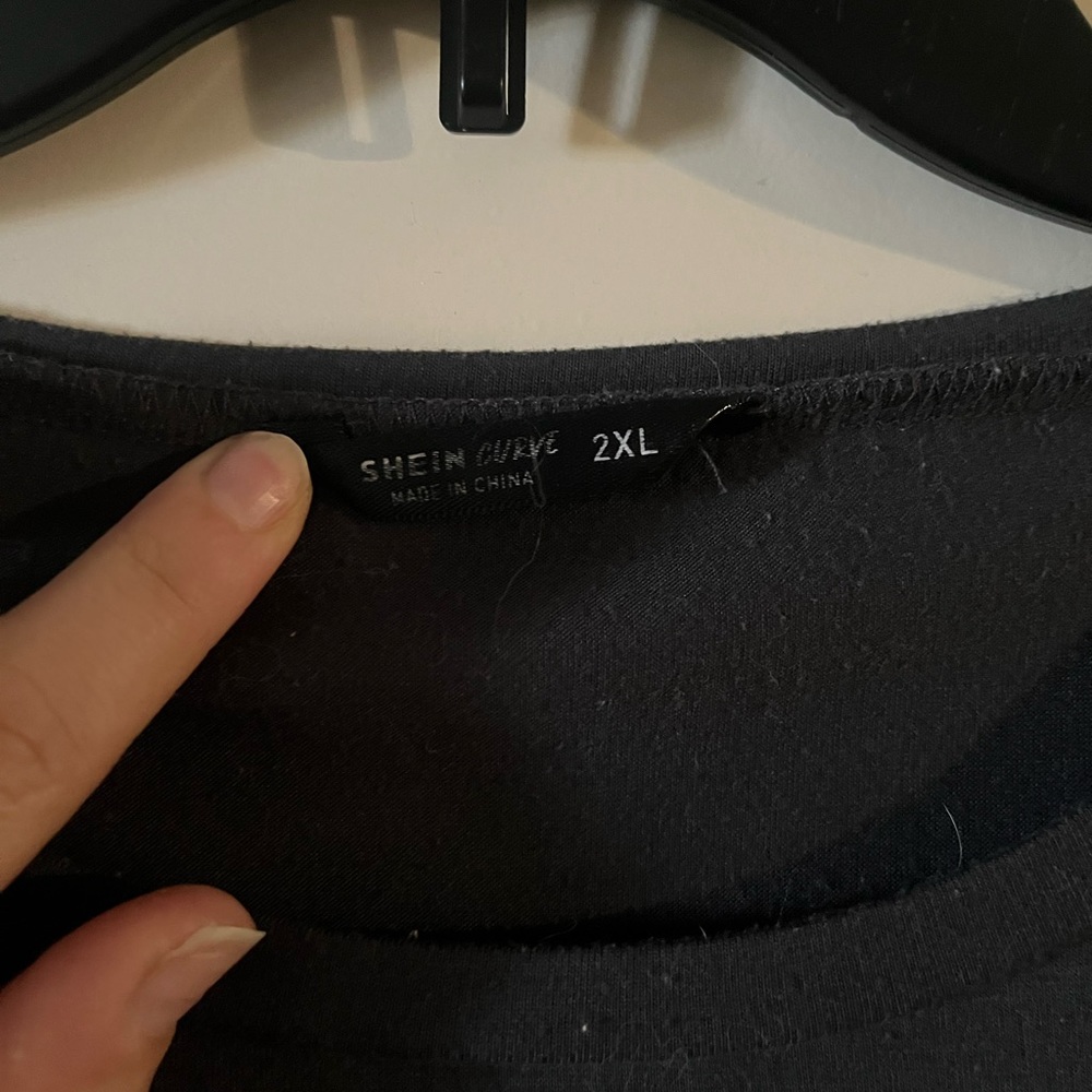 Cropped Tee - Picture 2 of 2